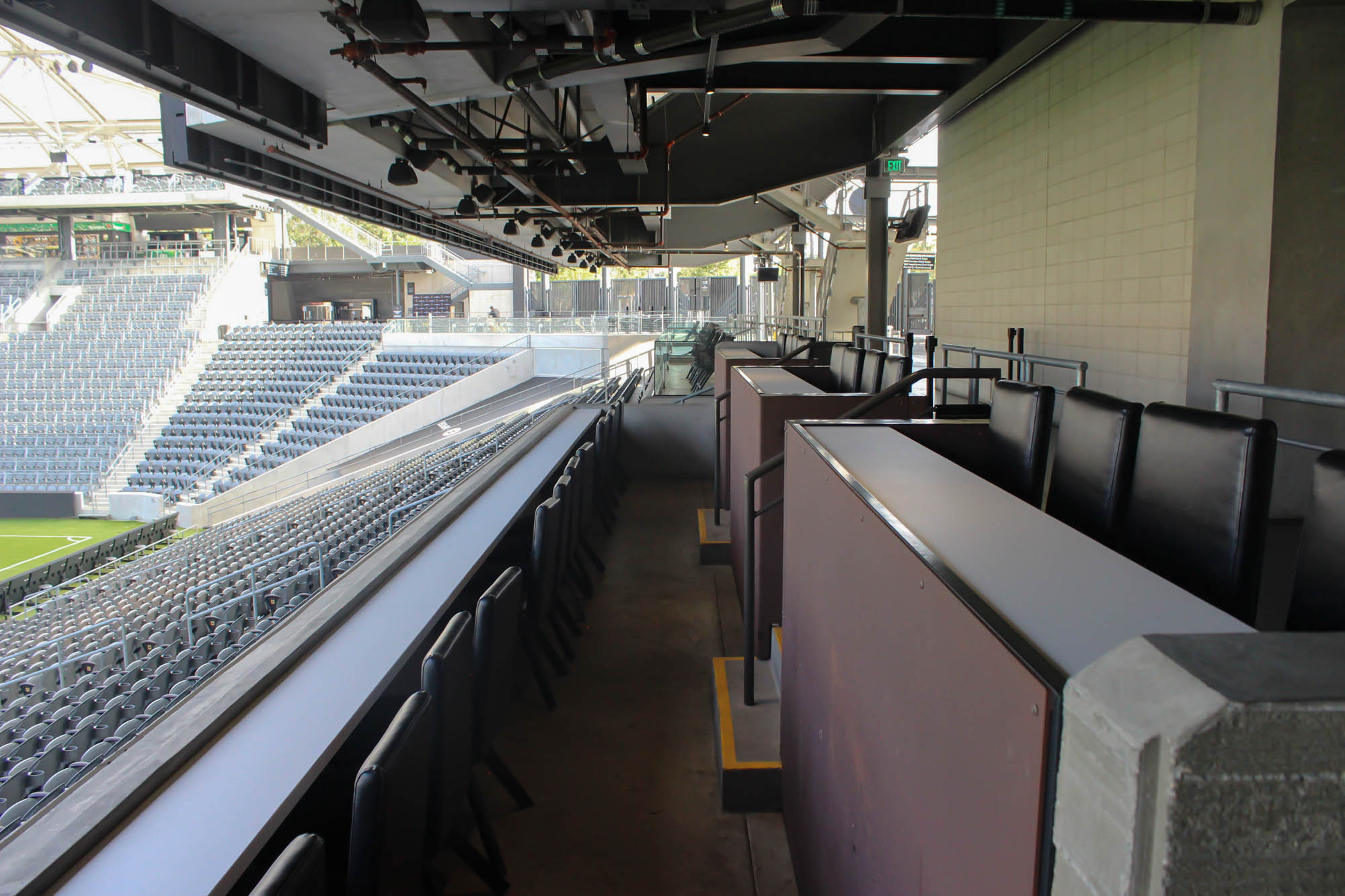 Figueroa Loge Box